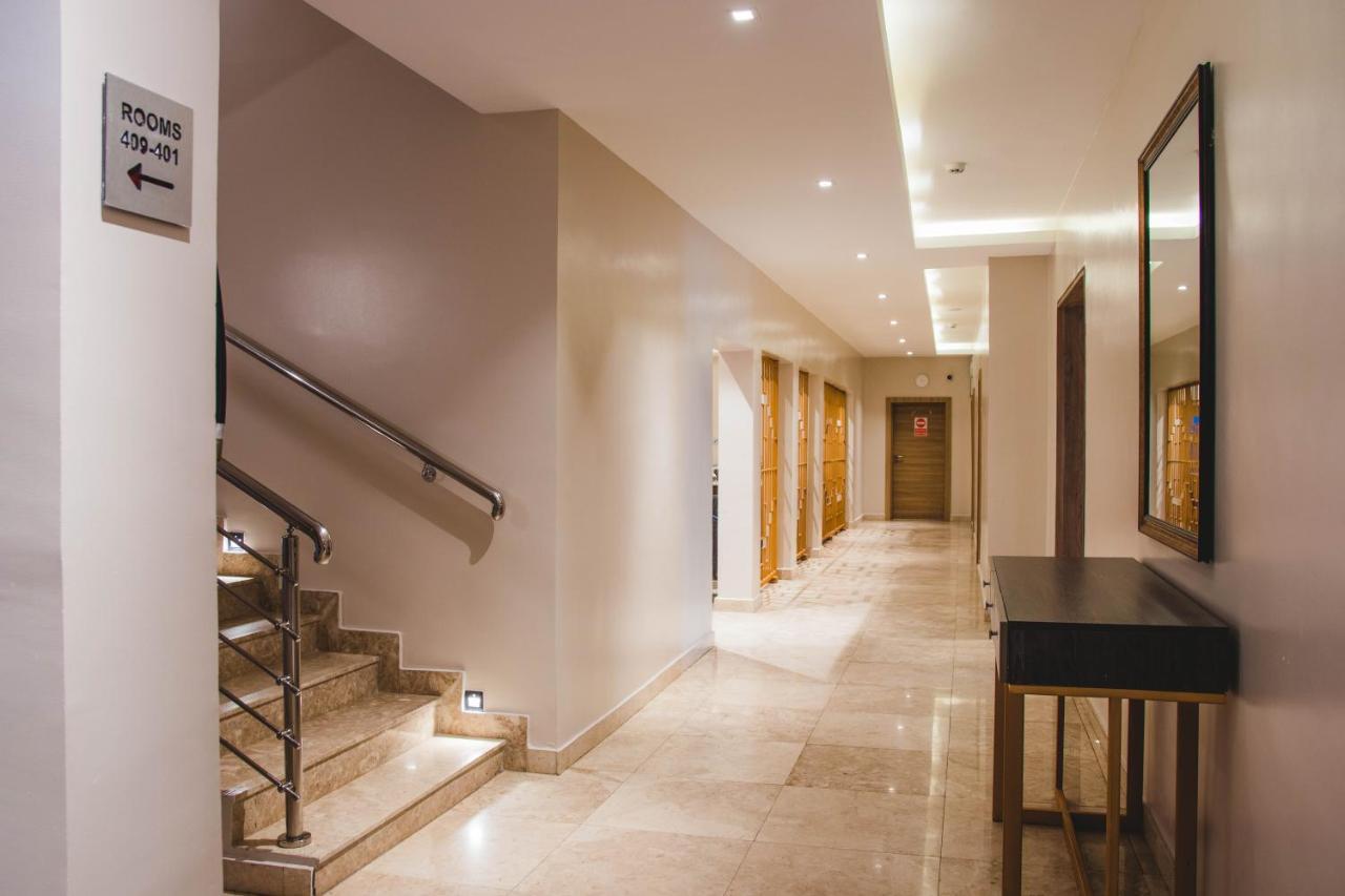 Amber City Hotels Owerri Buitenkant foto