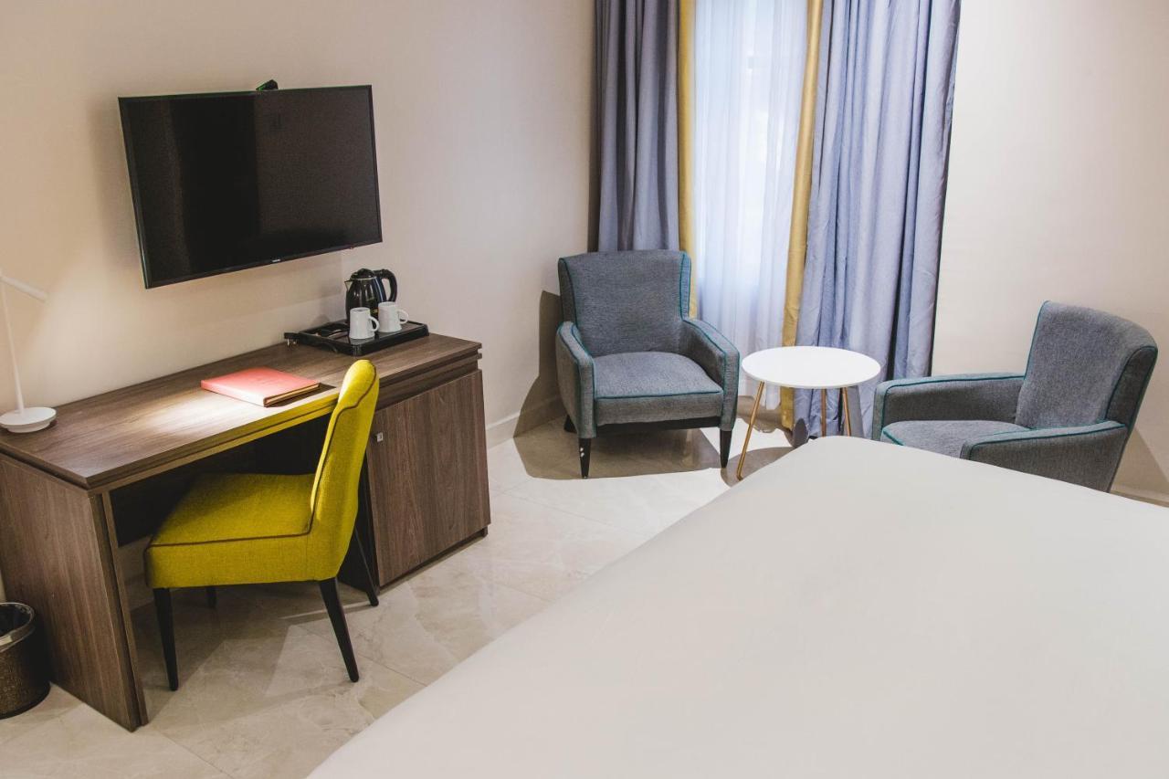Amber City Hotels Owerri Buitenkant foto